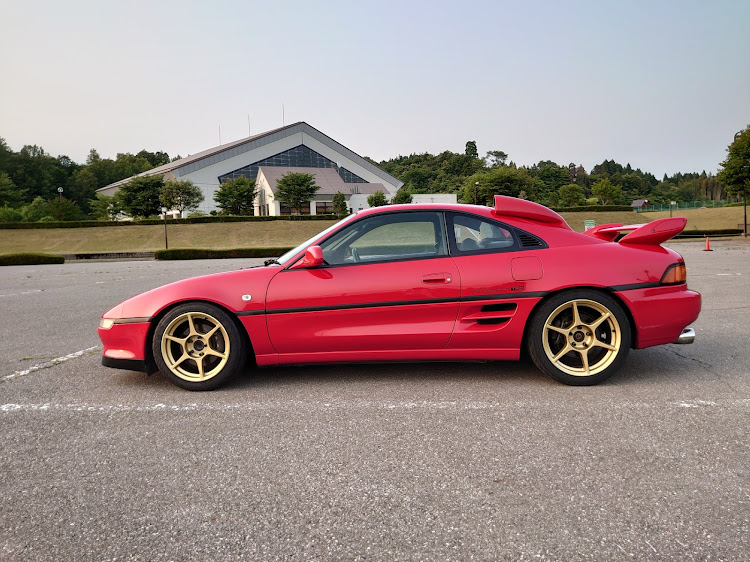 MR2のイメチェン・DIY・ホイール塗装・P1レーシングに関するカスタム事例の投稿画像1枚目