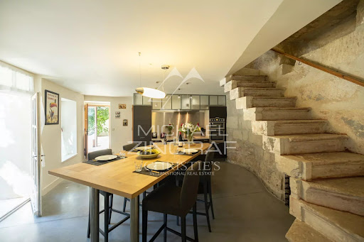 House with pool and terrace 5