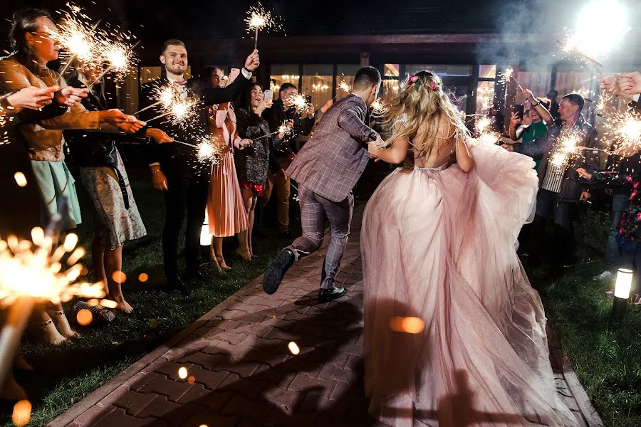 Fotógrafo de casamento Anatoliy Levchenko (shrekrus). Foto de 16 de setembro 2019