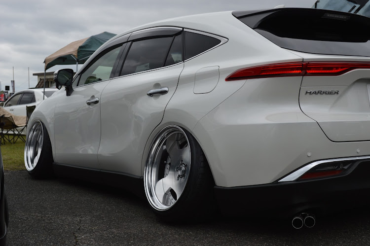 ヴォクシーのworkwheels・ヴァリアンツァ T1S・一眼レフ撮影に関するカスタム事例の投稿画像13枚目