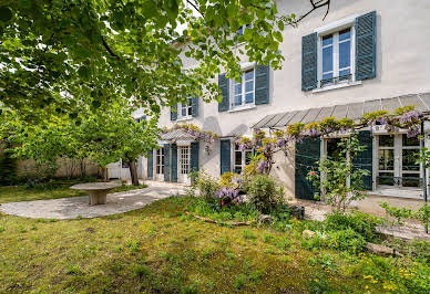 Maison avec piscine et terrasse 16