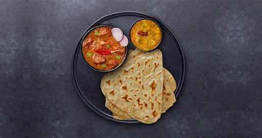 Sunday Chicken Curry - Paratha Thali