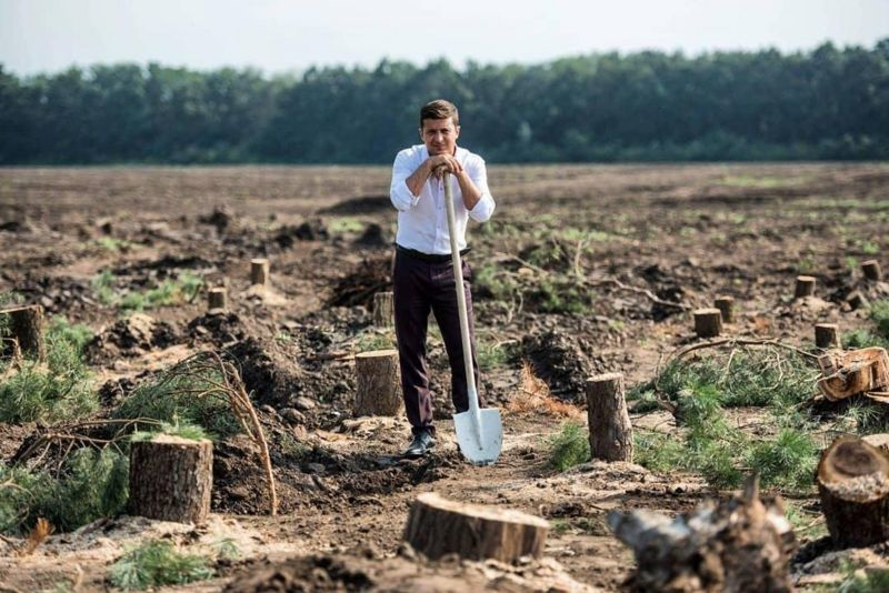 Екологічний проєкт президента (Фото: instagram/@sluga95)