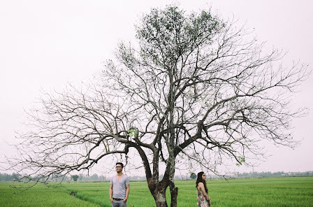 Fotógrafo de casamento Trung Dinh (ruxatphotography). Foto de 5 de abril 2022