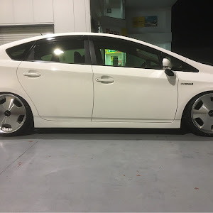 プリウス ZVW30