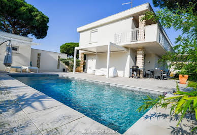 House with pool and terrace 2