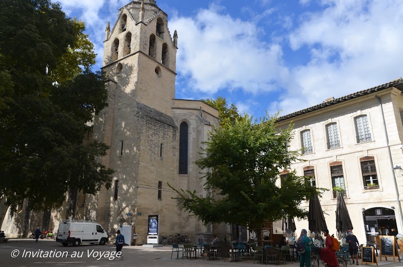 Avignon, place St Didier