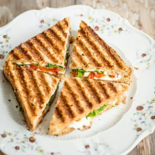 Formula One Club Sandwich (3lyr)