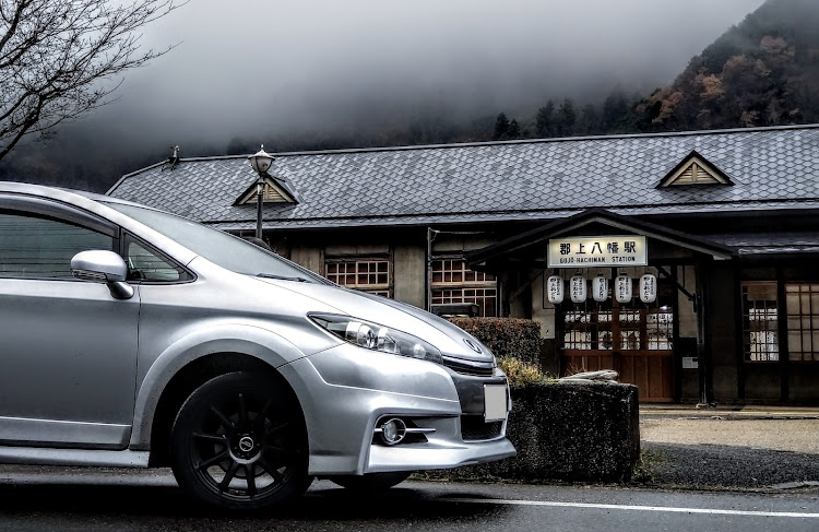 ウィッシュのクルマ好きと繋がりたい・車が好きな人と繋がりたい・写真が好きな人と繋がりたい・車写活・長良川鉄道に関するカスタム事例の投稿画像1枚目