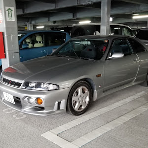 スカイライン R33