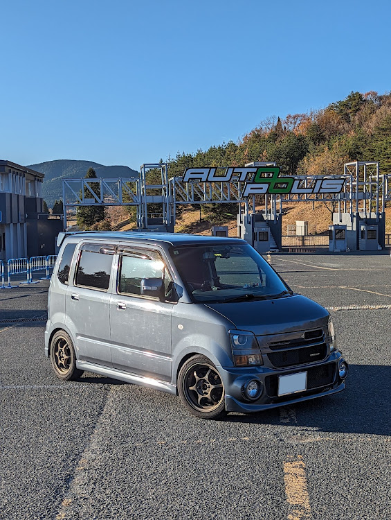 ワゴンRの大観峰行ったけど展望台は人が多そうで行けなかった・冷たかったけど洗車して向かった朝・オートポリスは相変わらず風があって寒い・うかれ亭の牛串は安定して美味しい・確か11月末の出来事…に関するカスタム事例の投稿画像2枚目