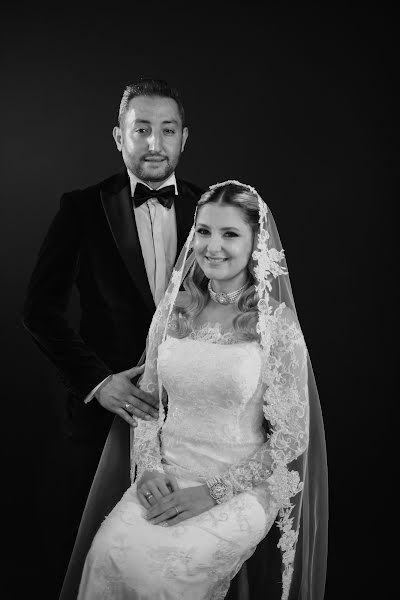 Fotógrafo de casamento Emirhan Yazıcı (emirhanyzc). Foto de 18 de fevereiro