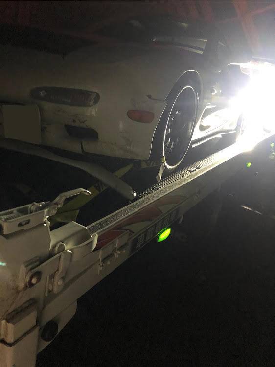 RX-7の事故・事故には気をつけましょう・たぬきに関するカスタム事例の投稿画像1枚目
