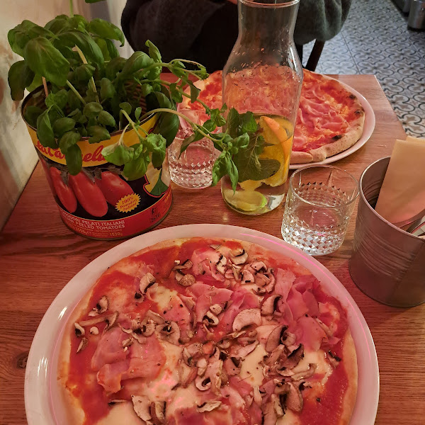 Gluten-Free Pizza at Pizza Bertoldi