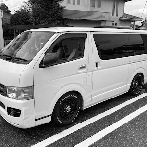 ハイエースバン TRH200V