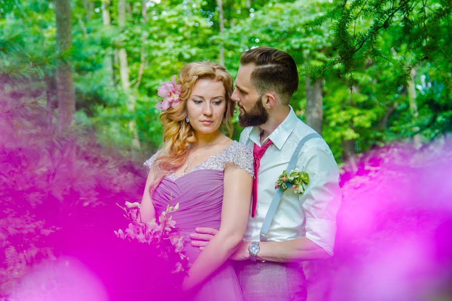 Fotógrafo de casamento Veronika Kirichenko (nikanika). Foto de 24 de agosto 2016