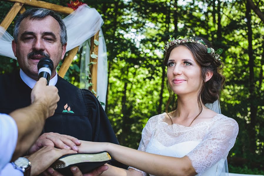 Fotógrafo de casamento Irina Dolotova (dolotova). Foto de 12 de agosto 2016