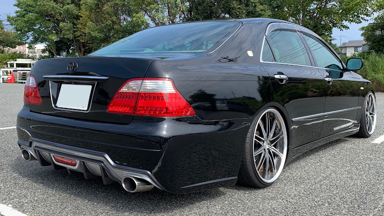 クラウンロイヤルのなっこんさんが投稿したカスタム事例の投稿画像1枚目