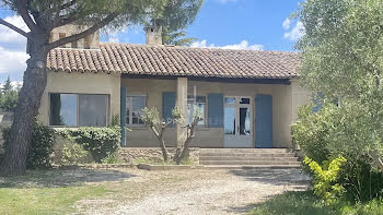 maison à Fontvieille (13)