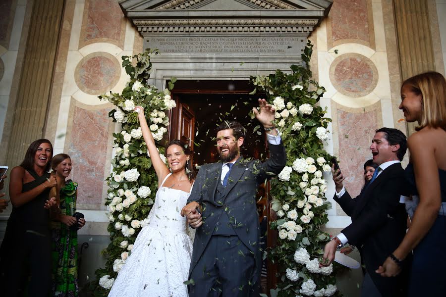 Fotografo di matrimoni Oliver Viladoms (oliverviladoms). Foto del 13 maggio 2019