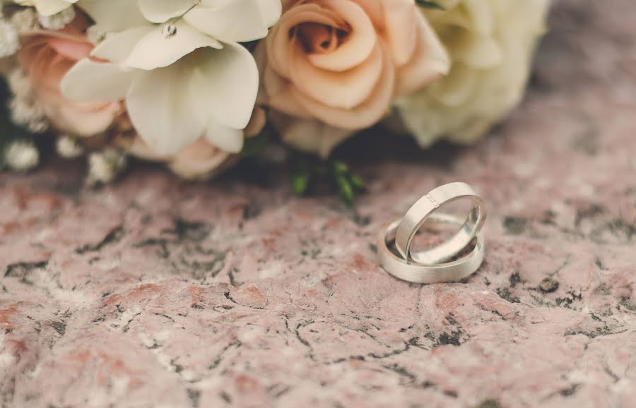 Fotógrafo de casamento Andrea Ivor (ivoryfoto). Foto de 3 de março 2019