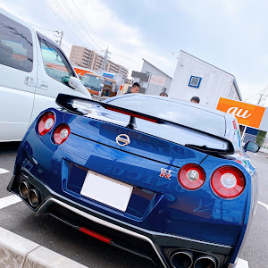 NISSAN GT-R R35