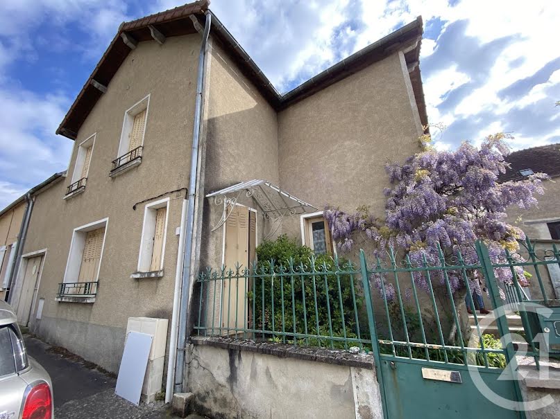 Vente maison 4 pièces 76.1 m² à Surgy (58500), 52 000 €