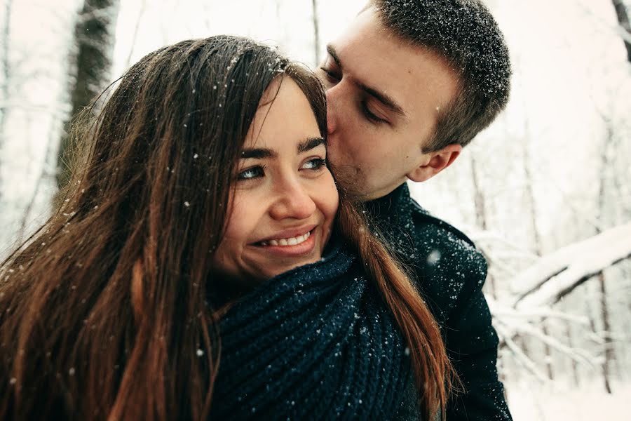 Fotógrafo de casamento Zhenya Ermakov (evgenyermakov). Foto de 4 de março 2017