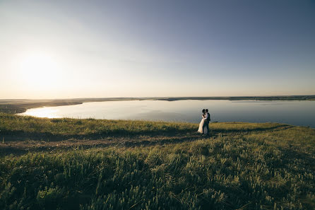 Fotógrafo de casamento Anton Kuznetsov (akuznetsov). Foto de 1 de novembro 2016