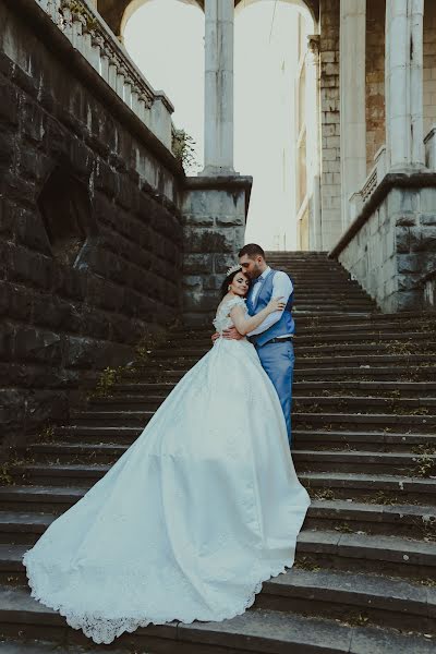 Fotografo di matrimoni Irakli Kikvidze (irakli98). Foto del 13 novembre 2018