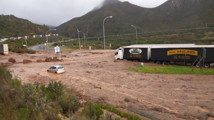 Cape Winelands district municipality mayor Gesie van Deventer has urged people to stay home over the long weekend as mopping up efforts continue.