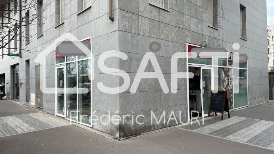 Vente locaux professionnels  66 m² à Courbevoie (92400), 95 000 €