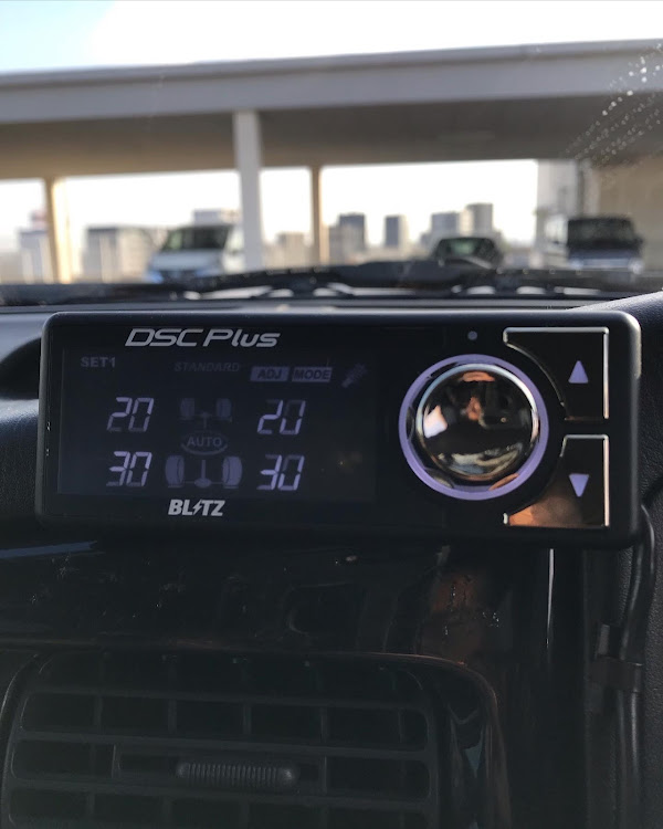 ステージアの車高調・BLITZ・DAMPER ZZ-R・DSC plus・ステージア260RSに関するカスタム事例の投稿画像6枚目