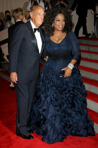 Image may contain Oscar de la Renta Oprah Winfrey Human Person Fashion Premiere Red Carpet and Red Carpet Premiere