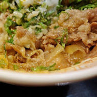 すき家SUKIYA日本平價牛丼