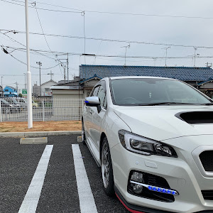 レヴォーグ VM4
