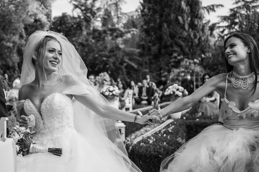 Fotografo di matrimoni Veronica Onofri (veronicaonofri). Foto del 6 aprile 2020