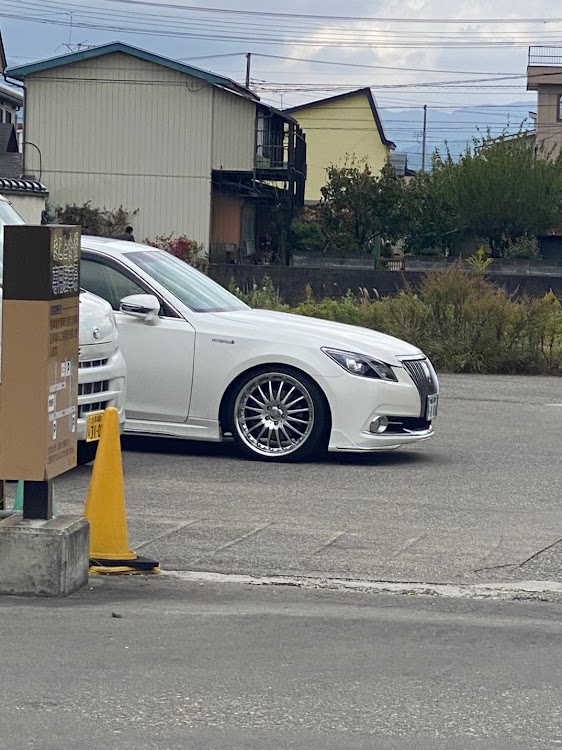 クラウンマジェスタのCTをご覧の皆さんいつもありがとうございます・紅葉ドライブに関するカスタム事例の投稿画像4枚目