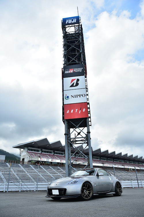 フェアレディZのNISMO・REALIZE・SUPER GT・オールフェアレディ・富士スピードウェイに関するカスタム事例の投稿画像3枚目