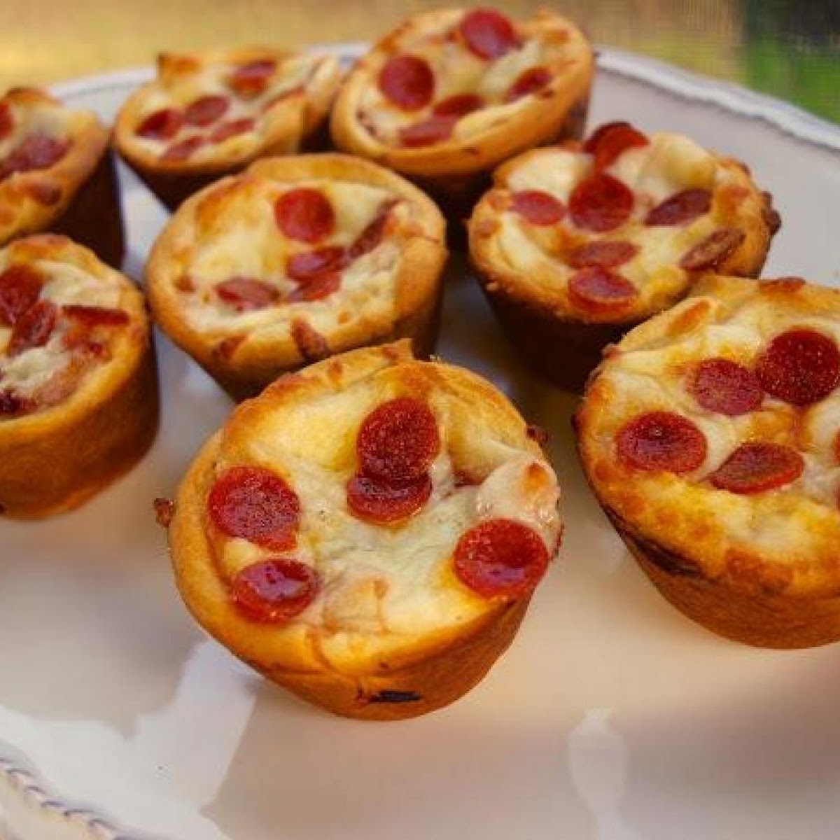 Muffin Tin Mini Pizzas - Yummy Healthy Easy