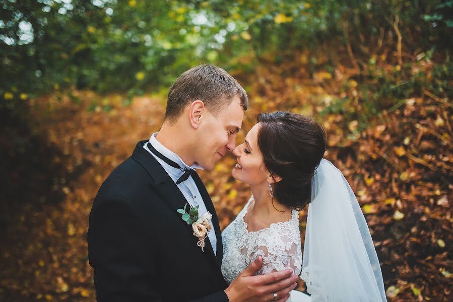 Fotografo di matrimoni Tetiana Derkach (posmishkaphoto). Foto del 19 novembre 2015