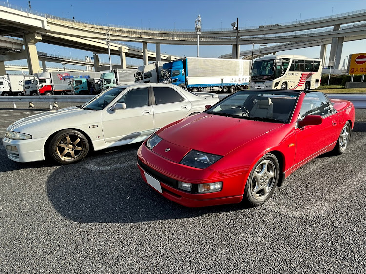 スカイラインのR33セダンの部・湾岸ミッドナイト・大黒PA・辰巳第一PA・今年の夏タイヤは？に関するカスタム事例の投稿画像4枚目