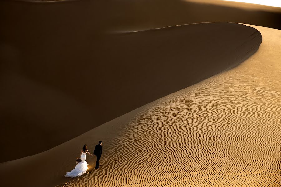 Fotógrafo de casamento Le Thanh Hung (leehungstudio). Foto de 17 de maio 2021