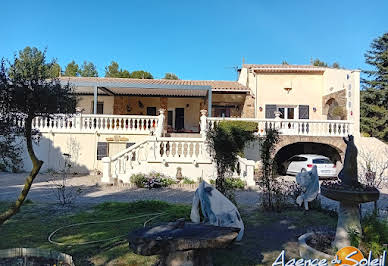 Villa with terrace 6