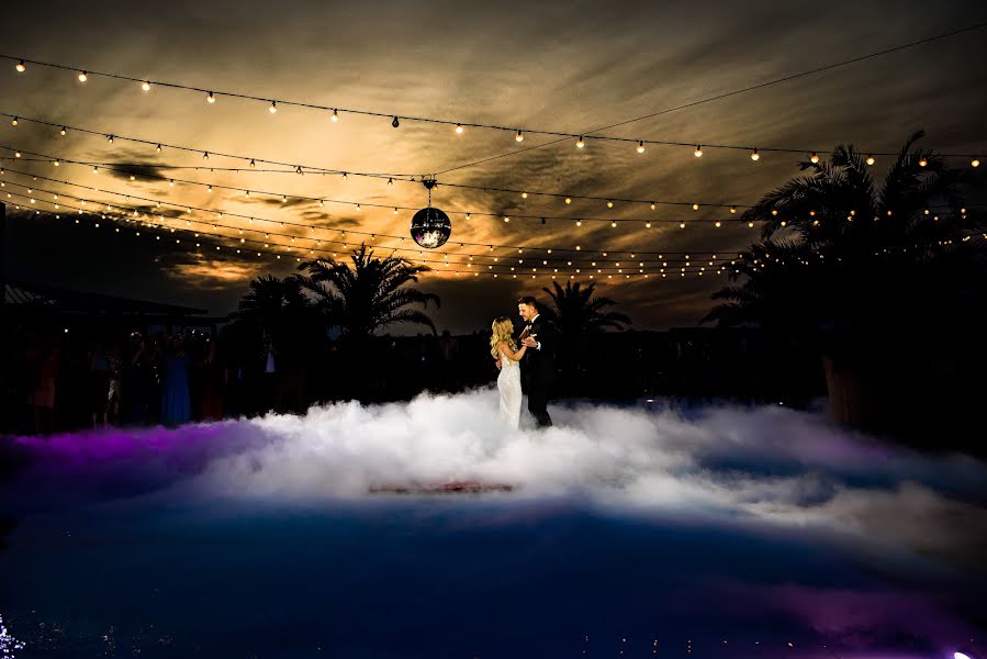 Wedding photographer Catalin Vornicu (vccatalin). Photo of 11 August 2023