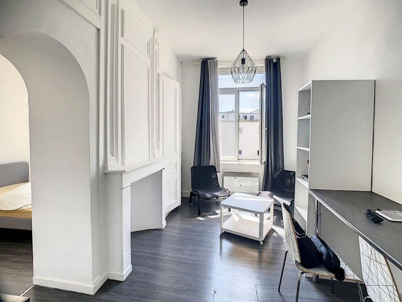 Location meublée appartement 1 pièce 23 m² à Lille (59000), 632 €