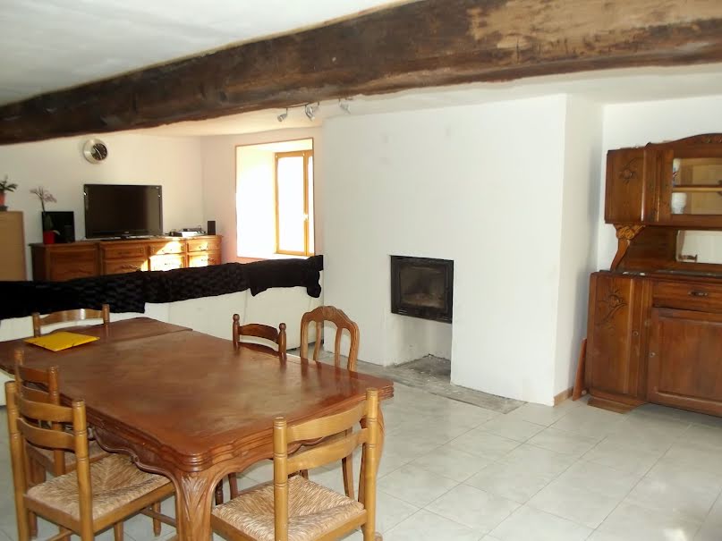 Vente maison 4 pièces 152 m² à Chirac (16150), 98 000 €