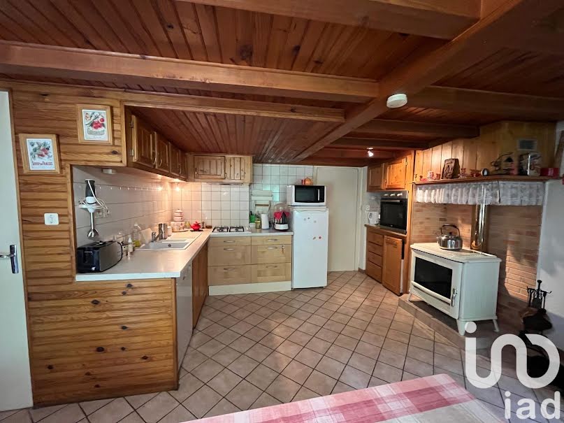 Vente maison 4 pièces 147 m² à Bagnères-de-Bigorre (65200), 320 000 €