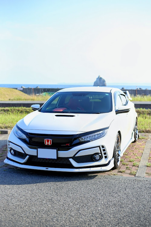 シビックタイプRのいいね！&コメントありがとうございます！・いわきサンマリーナ・いわき小名浜港・Alphalex・陸サーファーなのか？に関するカスタム事例の投稿画像7枚目