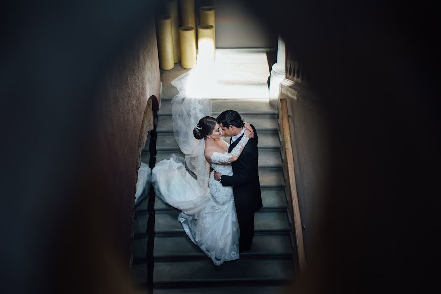 Fotógrafo de casamento Carlos Mendoza Aguilar (carlospuntoblu). Foto de 10 de maio 2019